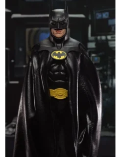 Neca Batman 1989 Batman Clothed Figure