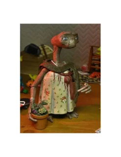 Neca E.T. The Extra Terrestrial Dress Up E.T.