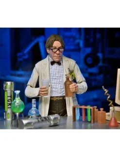 Neca Teenage Mutant Ninja Turtles 2 Lab Coat Professor Perry & Hazmat Suit Professor Perry