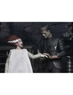 Neca Universal Monsters Ultimate Bride of Frankenstein Frankenstein's Monster & His Mate