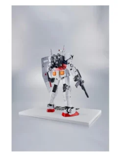 P-Bandai Real Grade RG 1/144 Mobile Suit Gundam RX-78-2 Gundam Okawara Kunio Exhibition Version