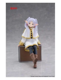 Taito Desktop Cute Frieren Beyond Journey's End Frieren Trunk Case Version