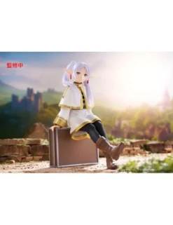Taito Desktop Cute Frieren Beyond Journey's End Frieren Trunk Case Version