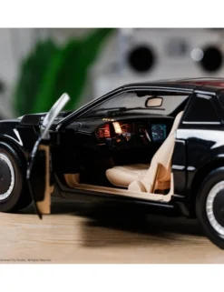 Takara Tomy Knight Rider K.I.T.T. DieCast Replica 1/10